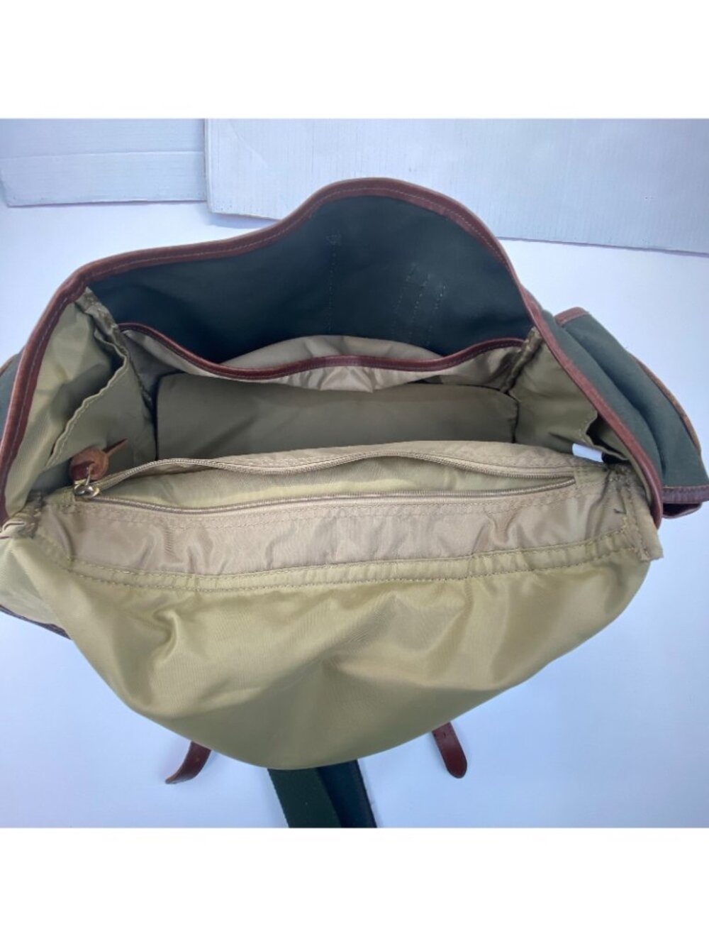 Vintage Orvis Battenkill Duffle Bag Green Canvas and Leather Large - Picture 12 of 15